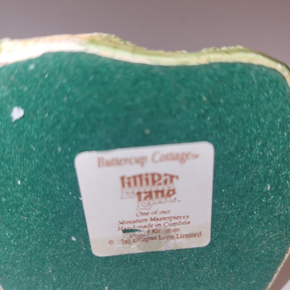 1991 BUTTERCUP COTTAGE - Picture 6 of 6